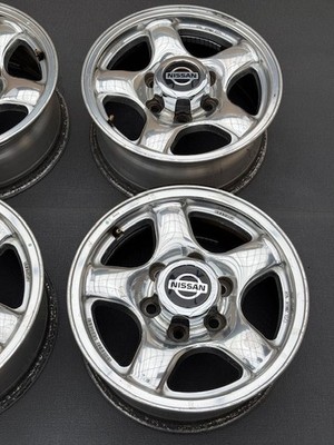 JDM Nissan Terrano D21 Genuine Toyota Hilux Surf 185 series / D22 Dats (No Tires) - Image 10
