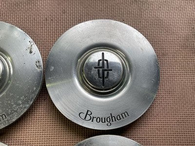 JDM Used Nissan Cedric Y31 Early Model Wheel Center Cap for Aluminum W (No Tires) - Image 3