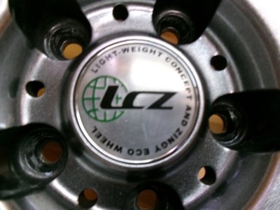 JDM Spista Studless tire set LCZ 10-Wheel Set spoke Crown Levorg 4-Wheel Set 8.0J (No Tires) - Image 3