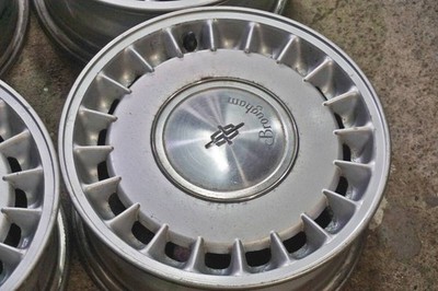 JDM Classic car Nissan Y31 Cedric Brougham genuine 15in 6J +40 PCD114. (No Tires) - Image 4