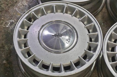 JDM Classic car Nissan Y31 Cedric Brougham genuine 15in 6J +40 PCD114. (No Tires) - Image 5