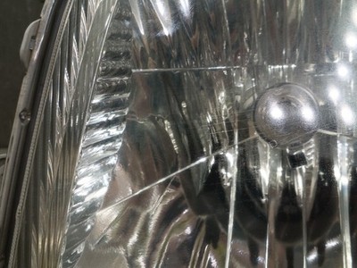 JDM Genuine Halogen Headlight Left and Right Set for Toyota Hi-Z Cargo (No Tires) - Image 7