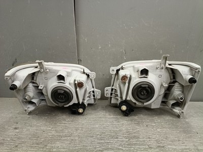 JDM Genuine Halogen Headlight Left and Right Set for Toyota Hi-Z Cargo (No Tires) - Image 8
