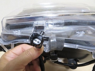 JDM 8-81 HiZ Cargo S700V LED Left Headlight ICHIKOH A011 Rare Genuine (No Tires) - Image 6