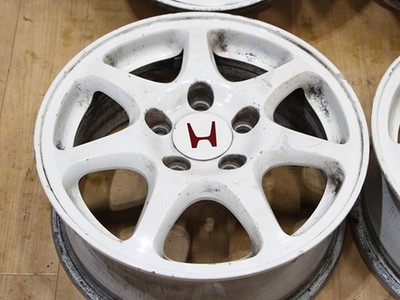JDM B682 Honda Civic Type-R Genuine Integra 15x6J+50 PCD114.3 HONDA CI (No Tires) - Image 4
