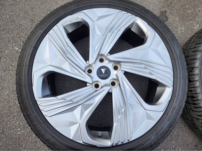 JDM 60 Prius Modellista wheels 19-inch good tread 195/50R19 tires. (No Tires) - Image 2