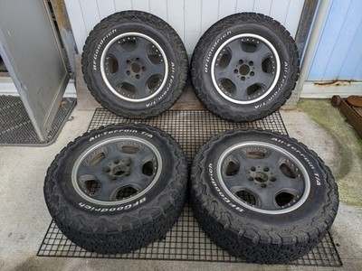 JDM OZ RACING LT265/65R17 8.5J+29 5-hole PCD120 2015 Tire and Wheel Se (No Tires)