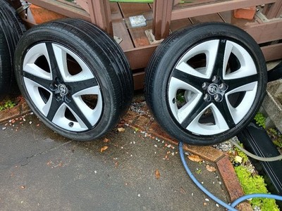 JDM Genuine Prius 50 17-inch alloy wheels and tires 4-piece set. (No Tires) - Image 3