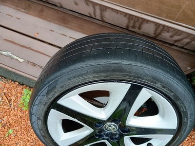 JDM Genuine Prius 50 17-inch alloy wheels and tires 4-piece set. (No Tires) - Image 7