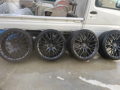 JDM Carlson wheels and tires 4 sets 21 inches (No Tires)