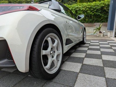 JDM 17-inch and 16-inch tire and wheel set used on an S660. (No Tires)