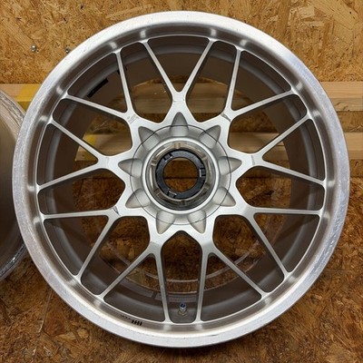 JDM Rare RAYSVolk RacingForgingVolk 4188J+35/9J+38114.3/4-5 holesChase (No Tires) - Image 9