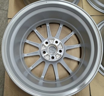 JDM New CarMitsubishi Lancer Evolution X Genuine 18x8.5J Wheels 4-Wheel Set L (No Tires) - Image 9