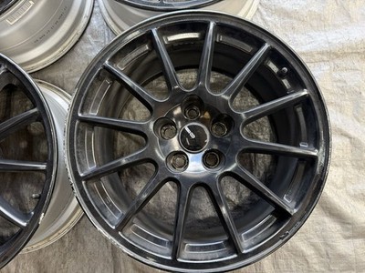 JDM Rare Mitsubishi Lancer Evolution 10 genuine 18x8.5j +38 5-hole 114 (No Tires) - Image 2