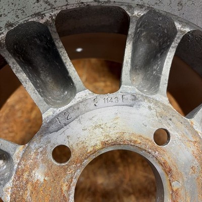 JDM SizeWatanabeRtype159J-13/12J-51114.3/4 holesClassic cars: Skyline (No Tires) - Image 5