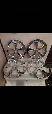 JDM Genuine Chrome Wheel Covers for the 30 Series Prius Late Model (No Tires)