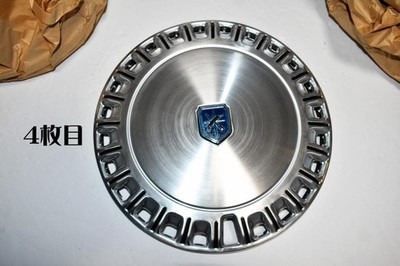 JDM TOYOTA Chaser wheel caps for X70 series 14 old car (No Tires) - Image 6