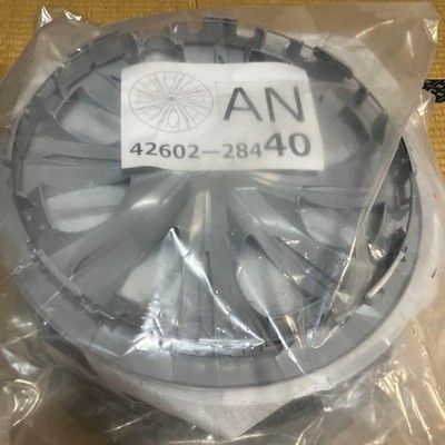 JDM ・90 Series Noah Voxy 16-inch Wheel Caps Set of 4 (No Tires)