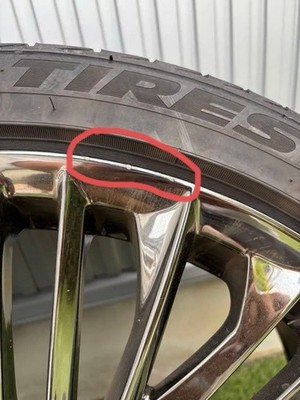 JDM WALD Valdo Genuine Line F001 21-inch 4-Wheel Set screen installed in an (No Tires) - Image 12