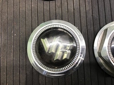 JDM Toyota Crown GH-JZS175W Center Caps Set of 4 (No Tires) - Image 3