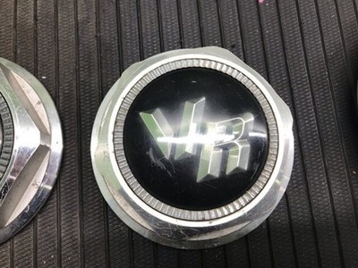JDM Toyota Crown GH-JZS175W Center Caps Set of 4 (No Tires) - Image 6