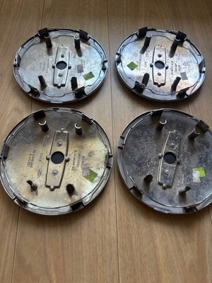 JDM Lincoln Navigator Genuine Wheels with Center Caps 05-06 Model (No Tires) - Image 2