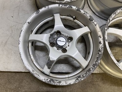 JDM ENKEI Circular Rare Size 17x8.0J PCD114.3 /H4 / OFF+34 / Hub Diame (No Tires) - Image 2