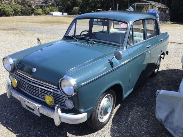 1963 Nissan Bluebird 1200 Deluxe (P312), front three-quarter view