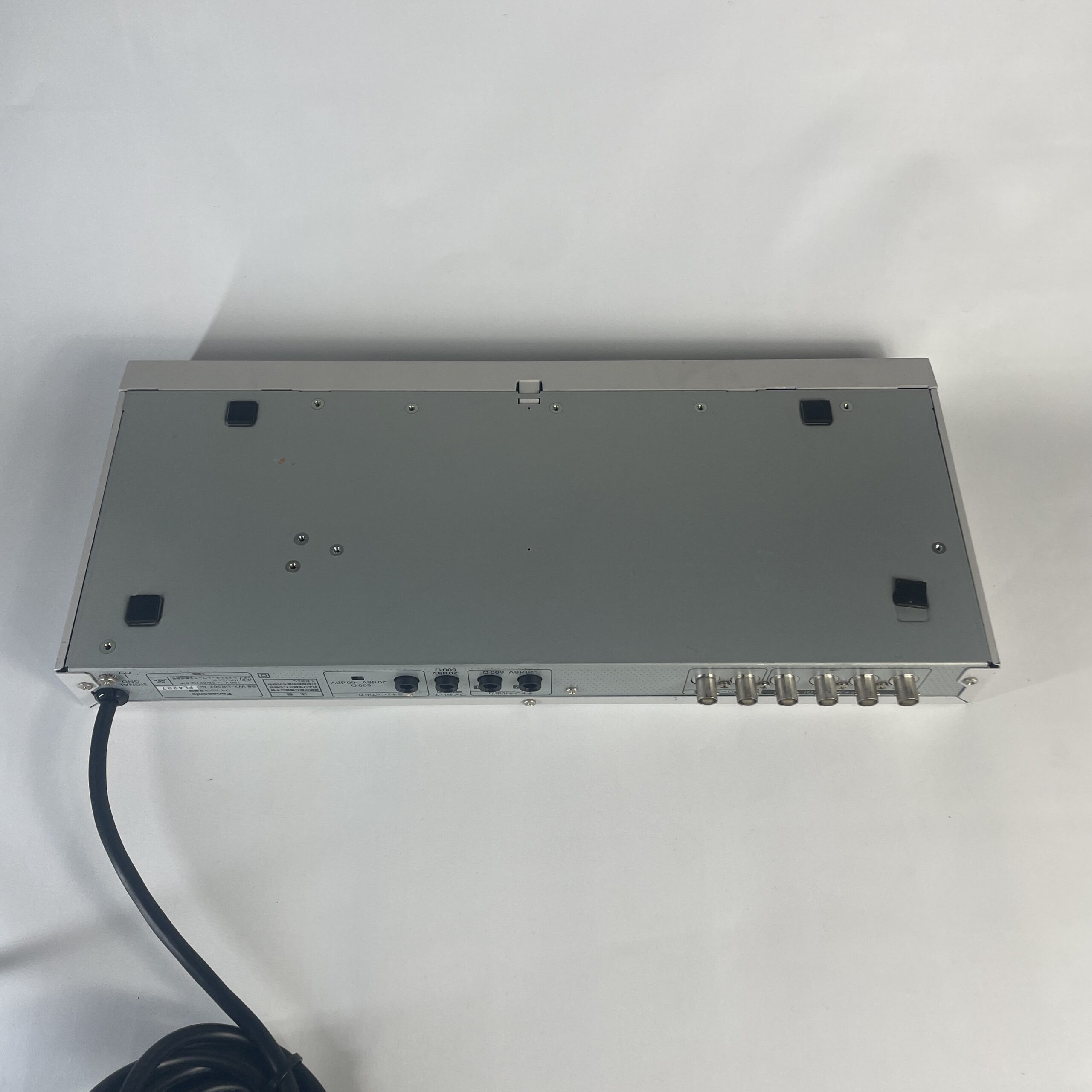 Panasonic WX-UR502 Wireless Receiver 800MHz Audio Receiver Main Unit - Image 9