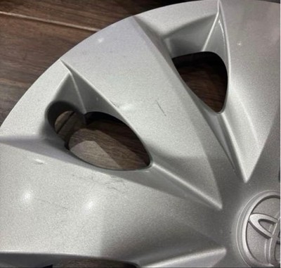 JDM Toyota Probox genuine 14-inch wheel caps 4 pieces minor scratches (No Tires) - Image 6