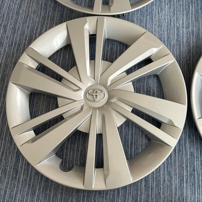 JDM Toyota Genuine Wheel Caps 14-inch Set of 4 (No Tires) - Image 2