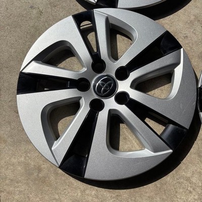 JDM Toyota Prius genuine wheel caps 4-Wheel Set sold as a bundle. (No Tires) - Image 5