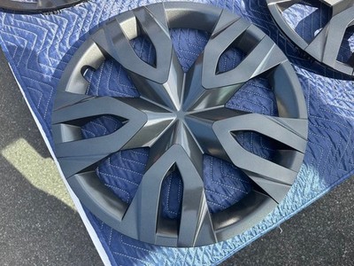 JDM Used wheel center caps for 60-series Prius 17-inch wheels set of 4 (No Tires)