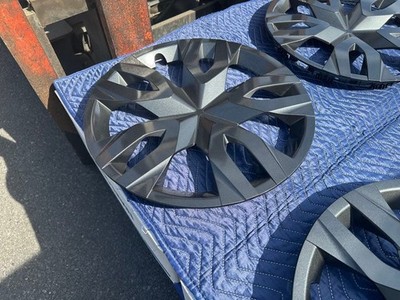 JDM Used wheel center caps for 60-series Prius 17-inch wheels set of 4 (No Tires) - Image 4