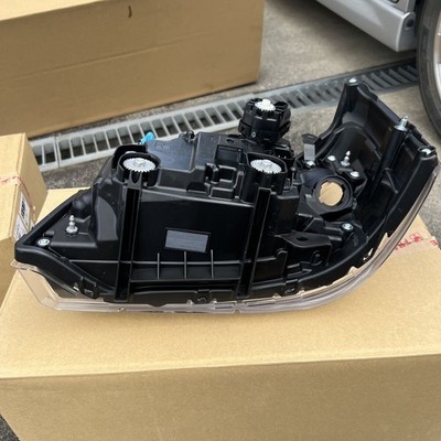JDM Daihatsu Hi-Z Truck S510P headlight driver's side 2026 model year (No Tires) - Image 7