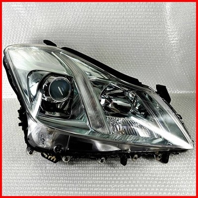 JDM Damaged None Crown Royal 200 Series Right Headlight HID STANLEY 30 (No Tires)