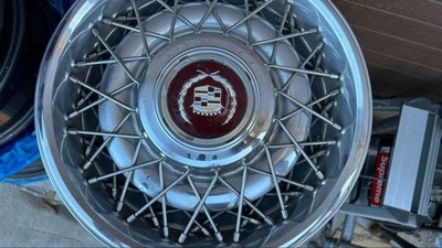 JDM Cadillac Cadillac Wire Wheel Cap (No Tires)
