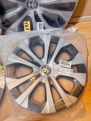 JDM Prius 50 Wheel Cover Genuine Part (No Tires) - Image 4