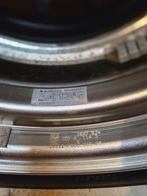 JDM WARK Seeker FX 16PCD114.3 (No Tires) - Image 7