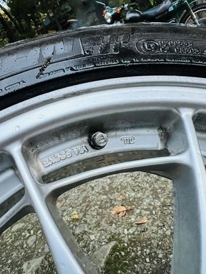 JDM ENKEI NT03 16x7.5J +43 PCD114.3 5-hole used on an EK9 (No Tires) - Image 7