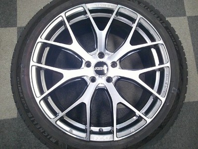 JDM Rays Village 2x7FT 20x8.5J +45 PCD114.3 5H 245/45R20 Harrier CX-5 (No Tires)