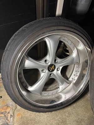 JDM VS KF 18-inch 9.5J -11 2-Wheel Set (No Tires)