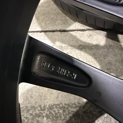 JDM Mercedes GLE 275/45/21 315/40/21 (No Tires) - Image 11
