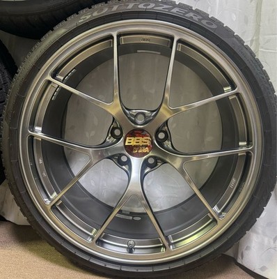 JDM Ultra-lightweight top-of-the-line wheels and studless tires: BBS R (No Tires) - Image 5
