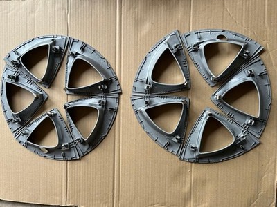 JDM Toyota 50 Series Prius Genuine Wheel Accent Piece (No Tires) - Image 4
