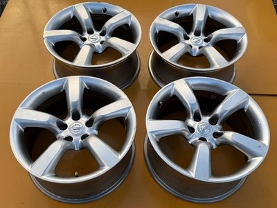 JDM The genuine wheels for the Nissan Fairlady Z Z33 model specs: 8J/8 (No Tires)