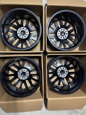 JDM Genuine BMW 18-inch alloy wheels 4-piece set Msports with air pres (No Tires) - Image 2
