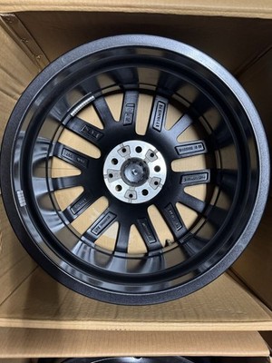 JDM Genuine BMW 18-inch alloy wheels 4-piece set Msports with air pres (No Tires) - Image 9