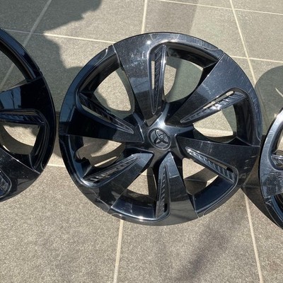 JDM Toyota Sienta 170 Series Granper 15-inch Wheel Caps Set of 4 (No Tires) - Image 4