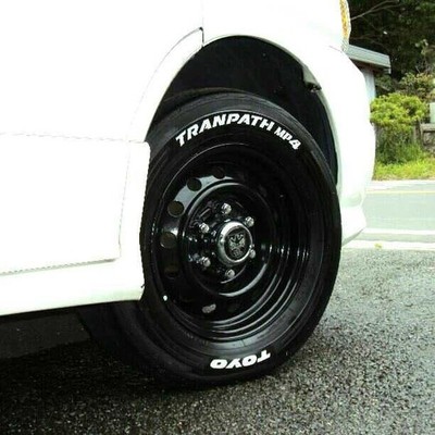 JDM Daytona center caps for genuine steel wheels suitable for Hiace Ca (No Tires)